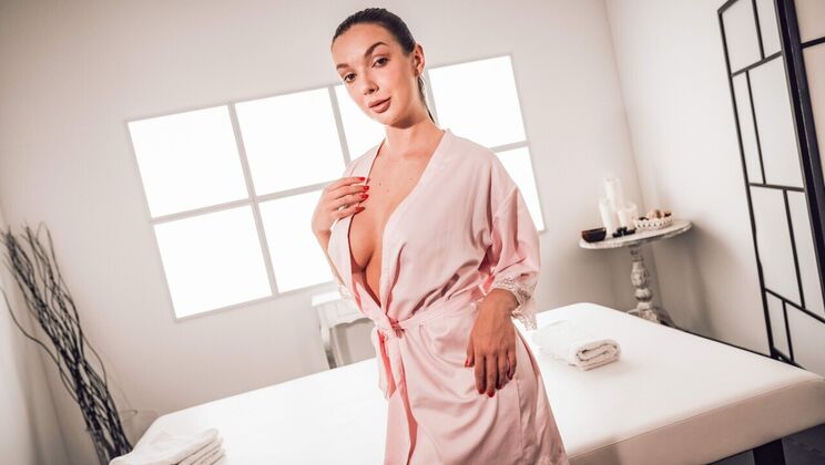 [MassageRooms] - Cum on Tits - Czech Lady's Wild Massage Ride - Sam Bourne - Lady Gang