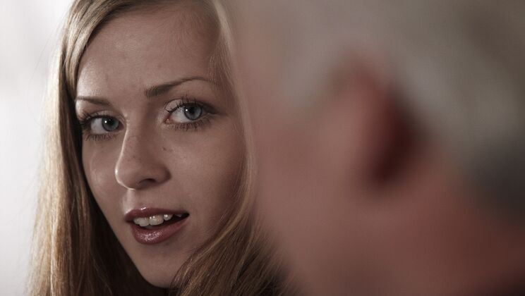 [Oldje] - Old Meets Young in a Hot Kissing Session - Gustavo - Abigail Johnson