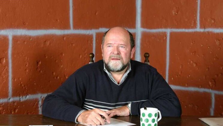 [Oldje] - Ass Licking Audition with Natural Beauties - Eugene - Rubin