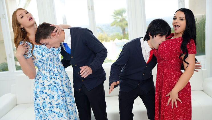 [MomSwap] - Fourway Frenzy with Big Dicks & MILF