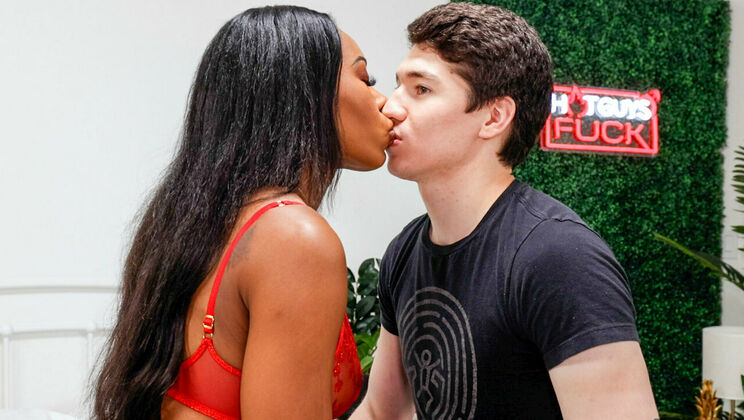 [HotGuysFuck] - Virgin No More: Fabio Armani Gets Fucked by Nadia Jay! - Nadia Jay - Fabio Armani