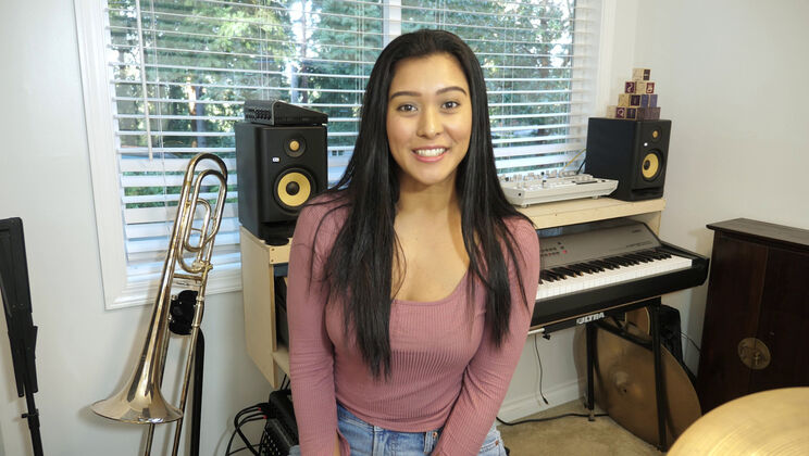 [Ersties] - First Sex Threesome - Episode 6 (Jin's Hot Pick)