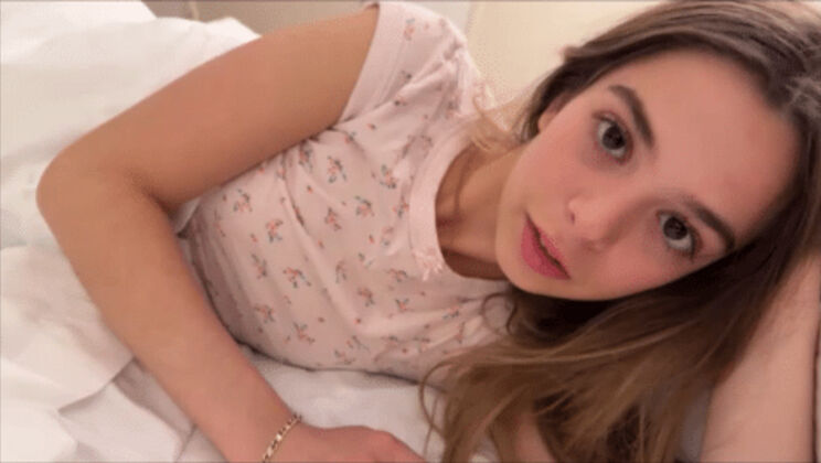 Teen's Masturbation on a Summer Night